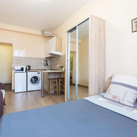Studio SilvaApartments рядом с Южным вокзалом Харків Екстер'єр фото
